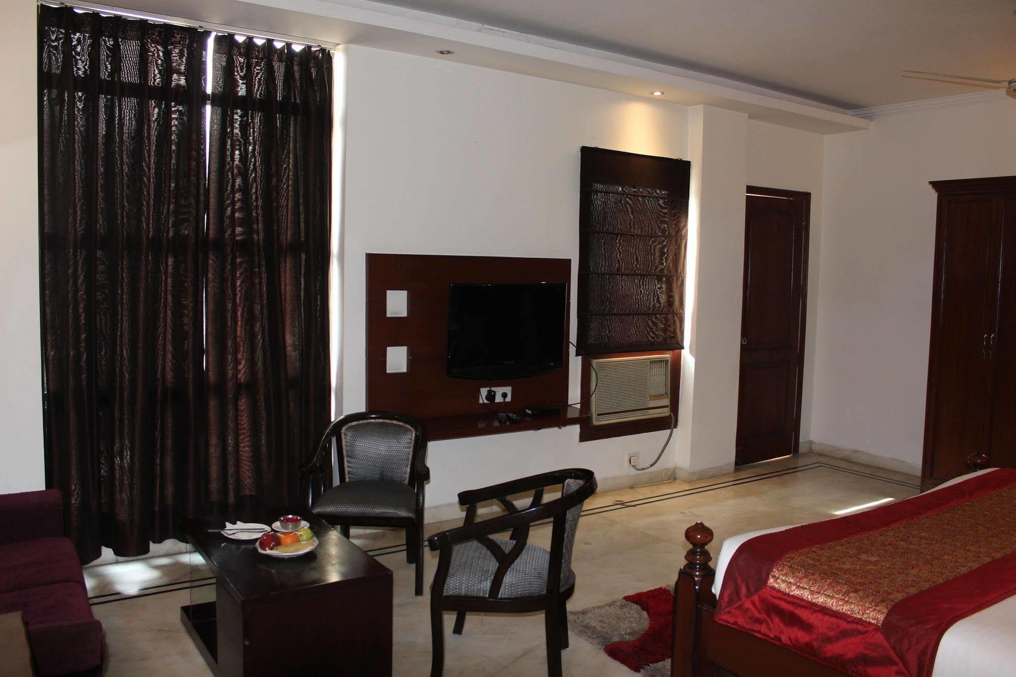 Hotel Comfort Zone Greater Kailash Nové Dillí Exteriér fotografie